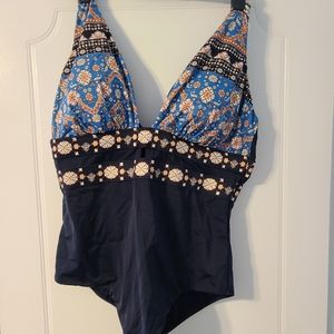 Gorgeous Swimsuits for All 20w